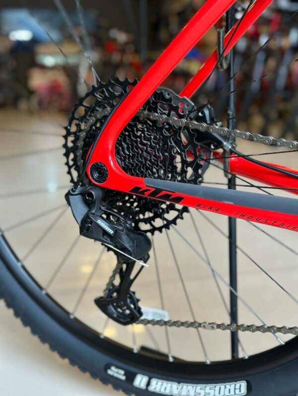 BICICLETA KTM MTB R29 MYROON CARBONO AE SE3 TALLE M