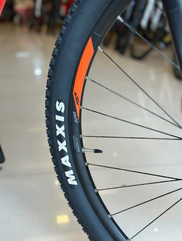 BICICLETA KTM MTB R29 MYROON CARBONO AE SE3 TALLE M