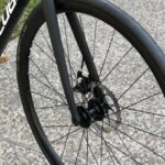 BICICLETA CUBE RUTA ATTAIN RACE 28 ALUMINIO TALLE 50 BLACK WHITE