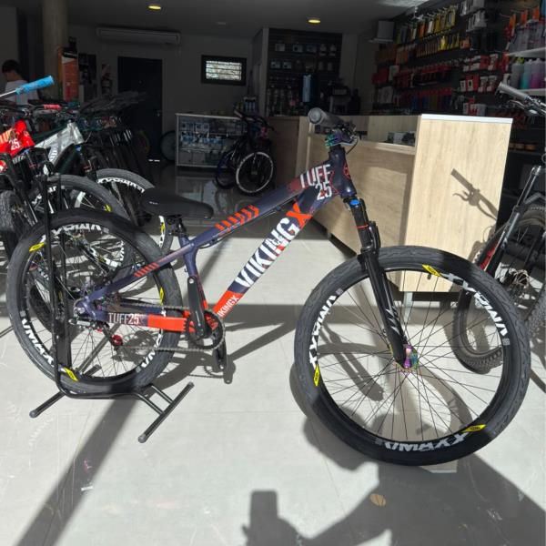 BICICLETA VIKING STUNT R26