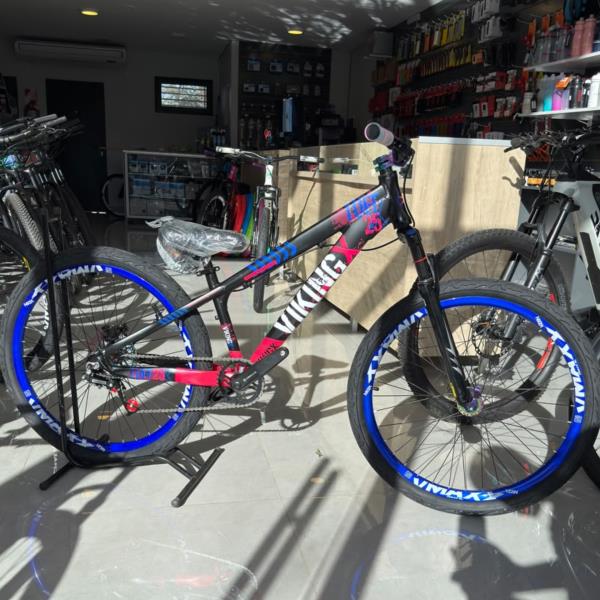 BICICLETA VIKING STUNT R26
